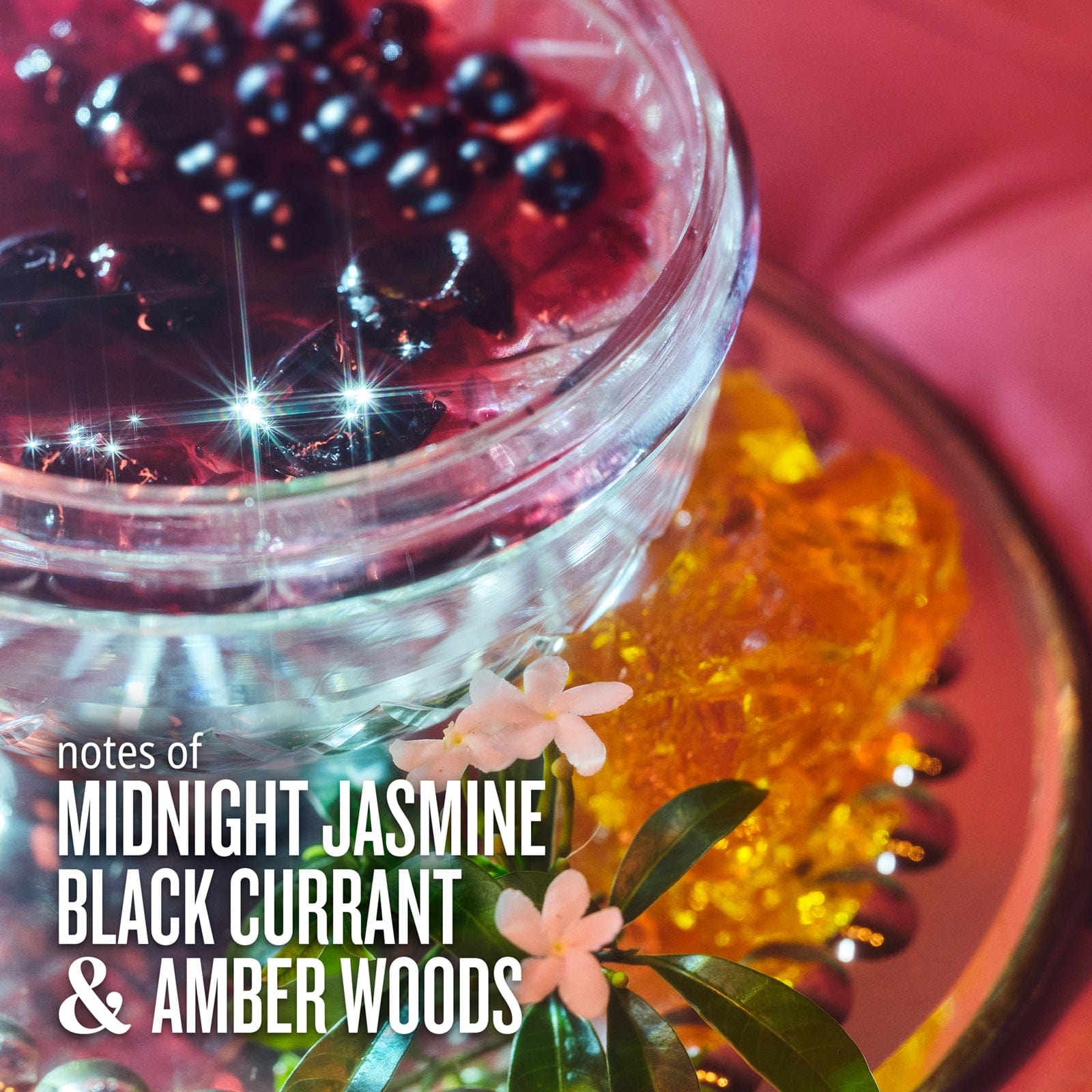 Notes of midnight jasmine, black currant & amber woods